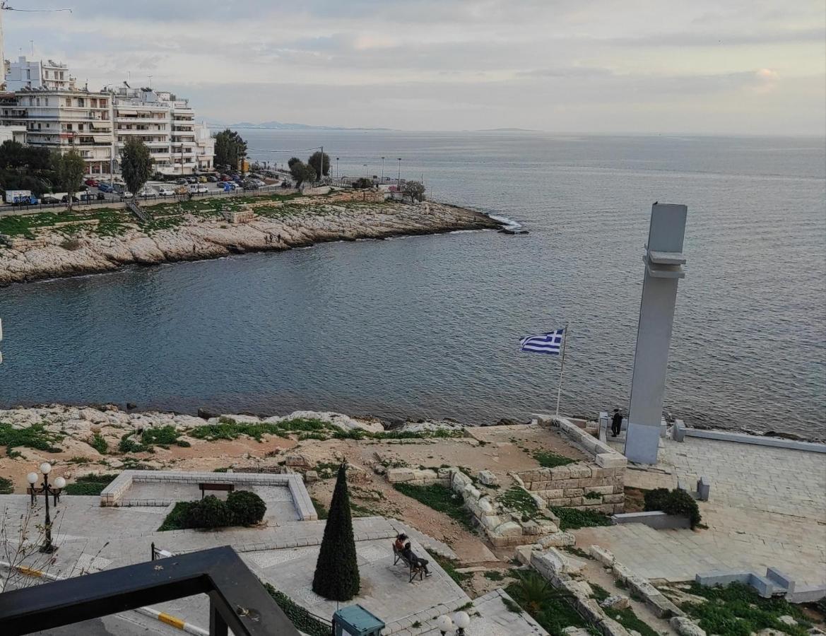 Queens Leriotis Hotel Piraeus Exterior photo